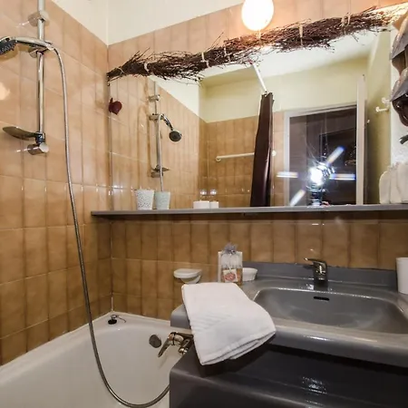 Jonquille Apartment